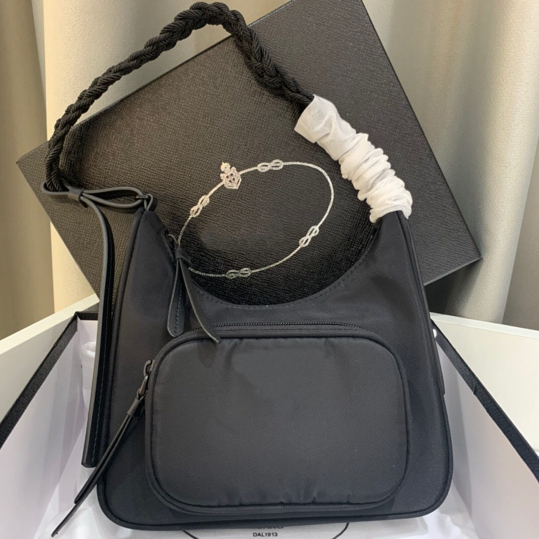 High quality Re-Edition woman luxurys designers fashion crossbody bags wallet backpack handbags purses card holder shoulder tote bag 2021
High quality Re-Edition woman luxurys designers fashion crossbody bags wallet backpack handbags purses card holder shoulder tote bag 2021