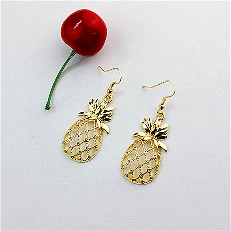 New white glass jewelry fashion accessories wholesale girls birthday party lifelike golden pineapple pendant earrings free shipp
New white glass jewelry fashion accessories wholesale girls birthday party lifelike golden pineapple pendant earrings free shipp