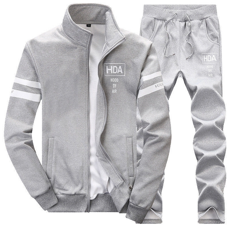 Men Track Suit 2 piece set Men Tracksuit Pants Running Suit Autumn Winter Sportswear Casual Fleece Sweatsuits Joggers Men Sets 201201, D38y grey 
Men Track Suit 2 piece set Men Tracksuit Pants Running Suit Autumn Winter Sportswear Casual Fleece Sweatsuits Joggers Men Sets 201201, D38y grey
