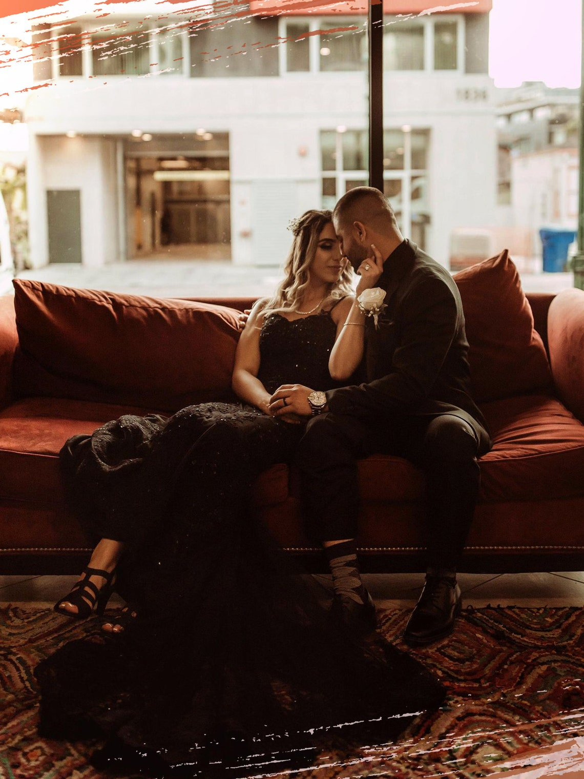 Sparkling Black Mermaid Wedding Dress with Thin Straps and Sweetheart Neckline Lace Appliques Beaded Gothic Bride Dresses Boho beach Bridal Gowns Cour