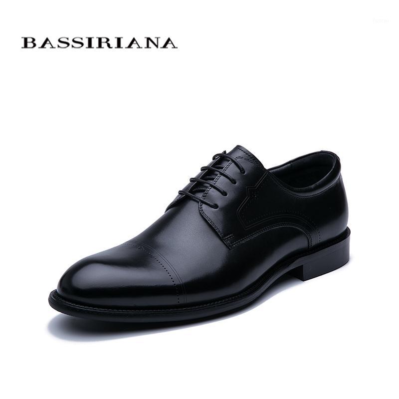 Bassiriana 2020 spring new black men's leather shoes classic business dress men's shoes high quality1, 999 s
Bassiriana 2020 spring new black men's leather shoes classic business dress men's shoes high quality1, 999 s
