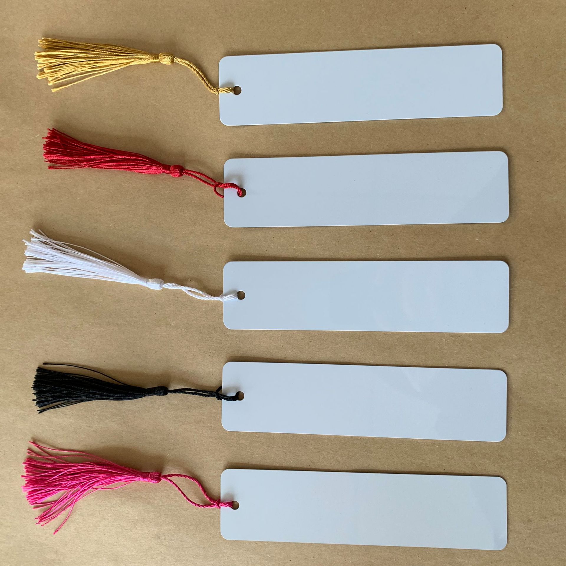 Sublimation Metal Aluminum Bookmark with Hole Tassel Filing Supplies White Blank Heat Transfer Page Marker for Student Teacher Crafts Single-Sided Printing
Sublimation Metal Aluminum Bookmark with Hole Tassel Filing Supplies White Blank Heat Transfer Page Marker for Student Teacher Crafts Single-Sided Printing