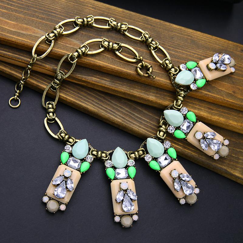 Fashion Jewelry Chunky Chokers Antique Gold Color Geometric Charm Vintage Necklace for Women
Fashion Jewelry Chunky Chokers Antique Gold Color Geometric Charm Vintage Necklace for Women