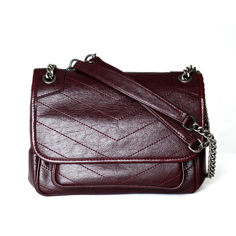 2021 New cowhide bag leather retro fold messenger bag large capacity one-shoulder messenger, Black
2021 New cowhide bag leather retro fold messenger bag large capacity one-shoulder messenger, Black