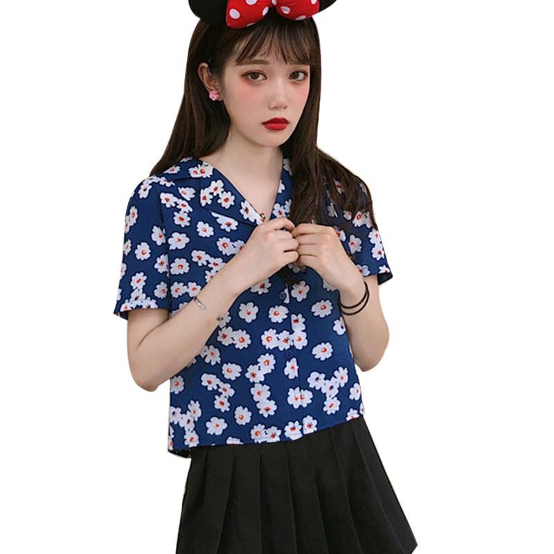 Floral Printed French Style Short Sleeve Blouse Summer Retro Ladies Harajuku Casual Shirts Tops
Floral Printed French Style Short Sleeve Blouse Summer Retro Ladies Harajuku Casual Shirts Tops