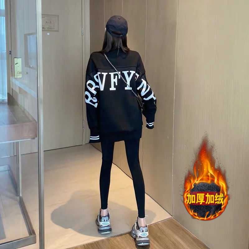 2021 Non-pilling Plus Hot Velvet New Winter Loosed Women's Long Sleeves in RKLH, Black
2021 Non-pilling Plus Hot Velvet New Winter Loosed Women's Long Sleeves in RKLH, Black