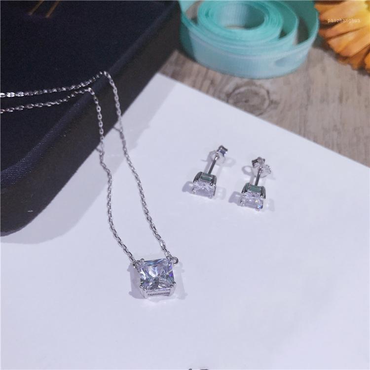 Earrings & Necklace Fashion Sparkling Square Zircon Decorative Pendant Pure 925 Sterling Silver Women Jewelry Set Trendy Stunning Stud, As pic
Earrings & Necklace Fashion Sparkling Square Zircon Decorative Pendant Pure 925 Sterling Silver Women Jewelry Set Trendy Stunning Stud, As pic