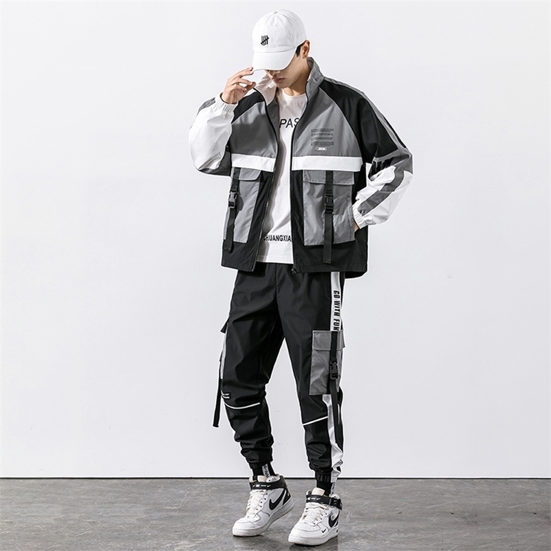 Men Sets Hip Hop trousers+jacket Suits Fashion High Street Tees Summer Streetwear Joggers Trousers Set Fashion men's sportswear 201109, Gray
Men Sets Hip Hop trousers+jacket Suits Fashion High Street Tees Summer Streetwear Joggers Trousers Set Fashion men's sportswear 201109, Gray