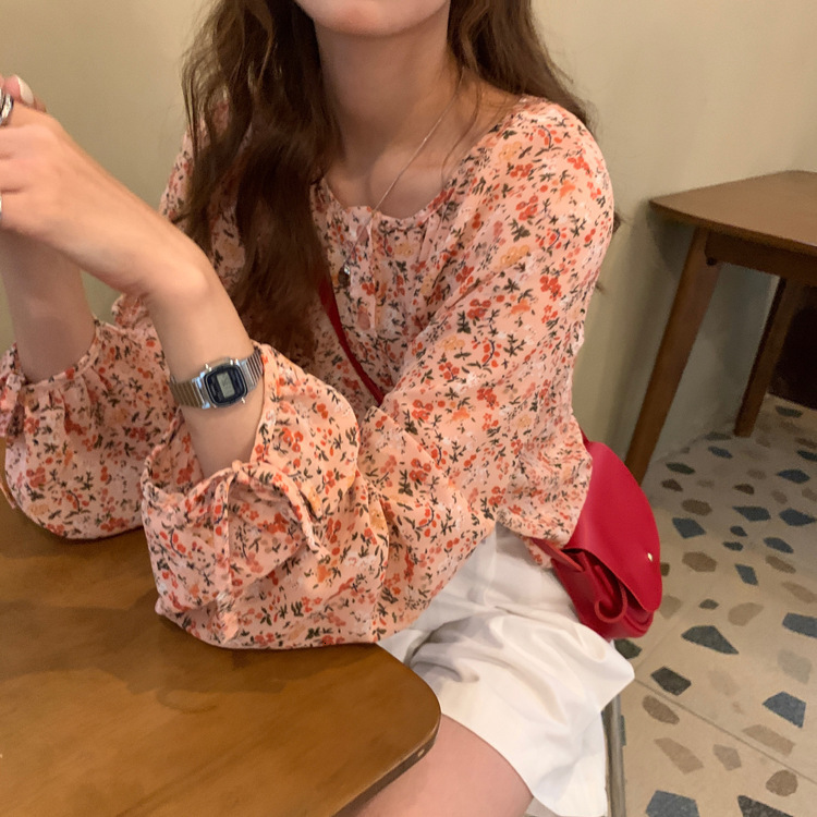2021 New Korean summer style sweet and soft fresh lantern floral impression chiffon top female shirt 34WF, Picture color
2021 New Korean summer style sweet and soft fresh lantern floral impression chiffon top female shirt 34WF, Picture color