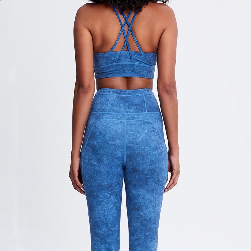 Sexy 2 Pc Set Printing Workout Clothes for Women Sports Bra and Leggings Set Women Gym Fitness Suit Running Athletic Yoga, Blue
Sexy 2 Pc Set Printing Workout Clothes for Women Sports Bra and Leggings Set Women Gym Fitness Suit Running Athletic Yoga, Blue