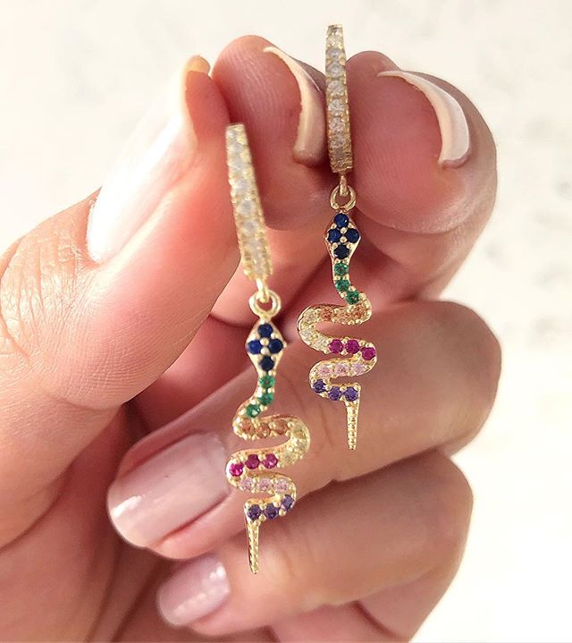 dangle dangling snake charm rainbow cz paved drop cz hoop elegance women earring sexy animal trendy Jewelry wholesale