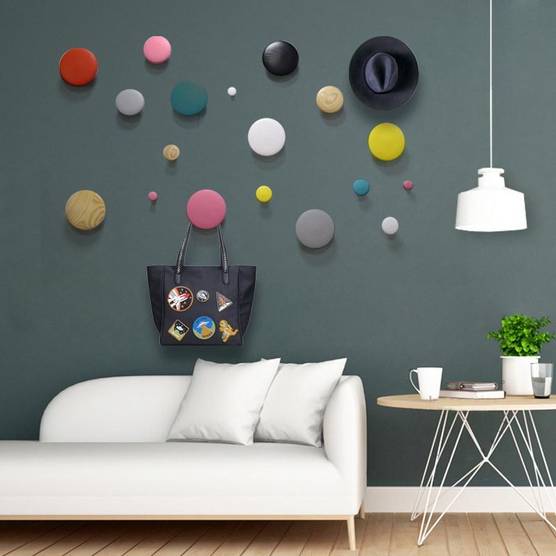 Customized creative hook circular porch decorative wall hanging cap hook solid wood dots into the house color hanging 
Customized creative hook circular porch decorative wall hanging cap hook solid wood dots into the house color hanging