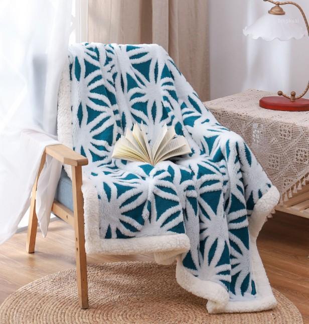 double layer warm thickened jacquard polyester fiber blanket New warm soft nap flannel blanket 6 colors1
double layer warm thickened jacquard polyester fiber blanket New warm soft nap flannel blanket 6 colors1