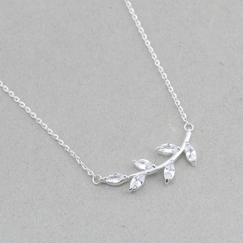 Trendy Crystal Branch Leaf Pendant Necklaces Women Men Charm Elegant Jewelry Stainless Steel Gold Chain CZ Plant Collares Gifts
Trendy Crystal Branch Leaf Pendant Necklaces Women Men Charm Elegant Jewelry Stainless Steel Gold Chain CZ Plant Collares Gifts