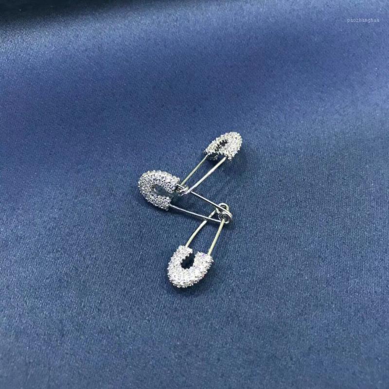 White Gold Pin Earring S925 Sterling Silver Female European And American Style Banquet Simple Luxury Jewelry Stud, Golden;silver
White Gold Pin Earring S925 Sterling Silver Female European And American Style Banquet Simple Luxury Jewelry Stud, Golden;silver
