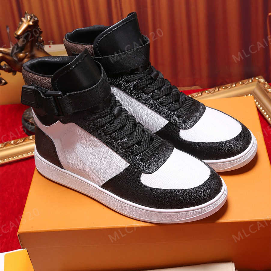 New Rivoli Sneaker Boot High Top Mens Designer Vintage Trainers Denim Calfskin Men Women Trainer Ollie Relief Casual Shoes, Others
New Rivoli Sneaker Boot High Top Mens Designer Vintage Trainers Denim Calfskin Men Women Trainer Ollie Relief Casual Shoes, Others
