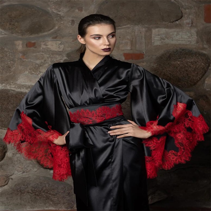 Elegant Sleepwear V Neck Long Sleeves Black Wedding Robe Nightgown Soft Silk Satin Lace Sweep Train Wedding Pajama Fast Shipping