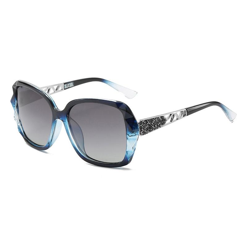 BINGKING Oversized Sunglasses Women Gradient Shades 6 Colors Vintage Hollow Frame Fashion Retro 2289 UV400 Eyewear
BINGKING Oversized Sunglasses Women Gradient Shades 6 Colors Vintage Hollow Frame Fashion Retro 2289 UV400 Eyewear