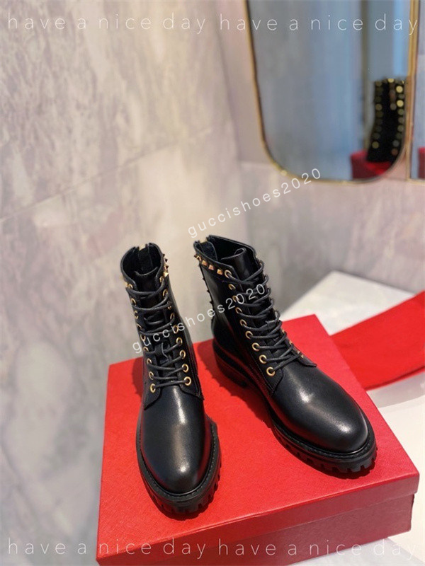 2022 Designer luxury men women casual shoes fabric calfskin nylon Reflective sneakers velvet mixed fiber fashion comfort top quality, 03
2022 Designer luxury men women casual shoes fabric calfskin nylon Reflective sneakers velvet mixed fiber fashion comfort top quality, 03