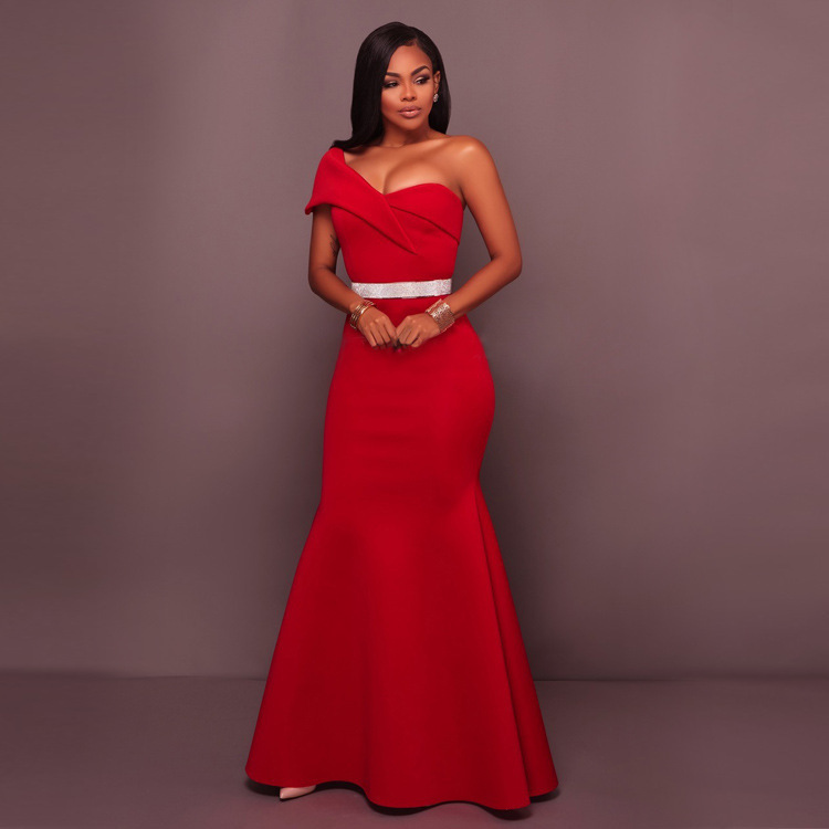 Red Maxi Dress Slim One Shoulder Party Celebrate Occassion Bodycon Evening Club Women Robes Christmas Dresses Female Night Out T200604