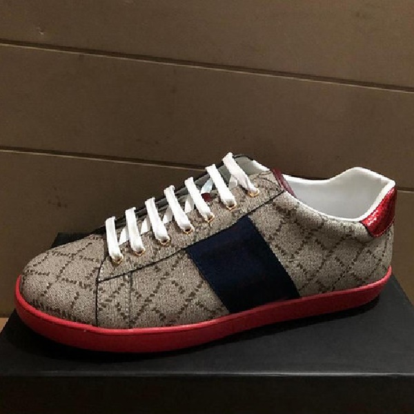 Brand Men Women cow leather skateboard shoe fashion Sneakers ACE Embroidered Bee Sports Trainers Flats Street White Bowling Shoes,35-46
Brand Men Women cow leather skateboard shoe fashion Sneakers ACE Embroidered Bee Sports Trainers Flats Street White Bowling Shoes,35-46