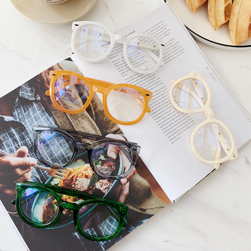 New Fashion Round Computer Eyeglasses Candy Color Optical Frame Arrow Rivet Eye Glasses Frames for Men Women2021
New Fashion Round Computer Eyeglasses Candy Color Optical Frame Arrow Rivet Eye Glasses Frames for Men Women2021