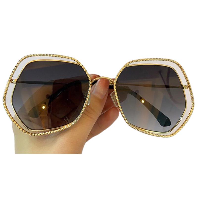 New Fashion Butterfly Ladies Sunglasses Designer Metal Frame Gradient Colored Sun Glasses UV400 With Original Box
New Fashion Butterfly Ladies Sunglasses Designer Metal Frame Gradient Colored Sun Glasses UV400 With Original Box