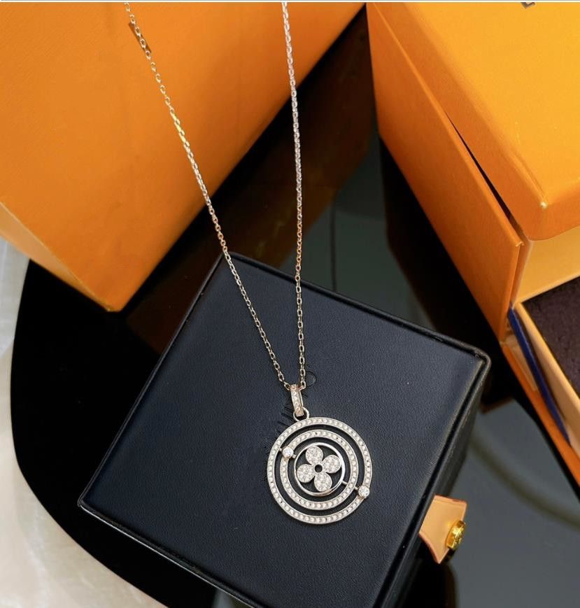 luxury Flower Silver Sweater Long Chain Necklaces for Women and Men Lovers Newest Designer 925 Silver Plated Rhinestone pendant Necklace Jewelry Gifts
luxury Flower Silver Sweater Long Chain Necklaces for Women and Men Lovers Newest Designer 925 Silver Plated Rhinestone pendant Necklace Jewelry Gifts
