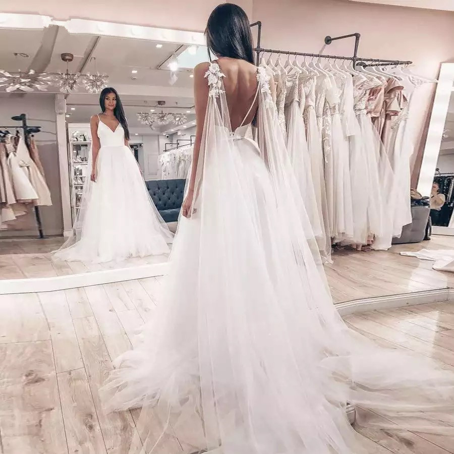 2022 Simple Boho Beach Tulle Wedding Dress Sexy Spaghetti Straps Long A Line Bridal Gowns Summer Backless Bride Formal Dresses Ivory Robes De Mariage