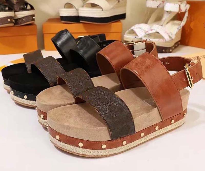 High quality spring wedge Sandals Classics slippers summer flat sandals slides Fashion leather beach shoes home011 pl03, #2
High quality spring wedge Sandals Classics slippers summer flat sandals slides Fashion leather beach shoes home011 pl03, #2