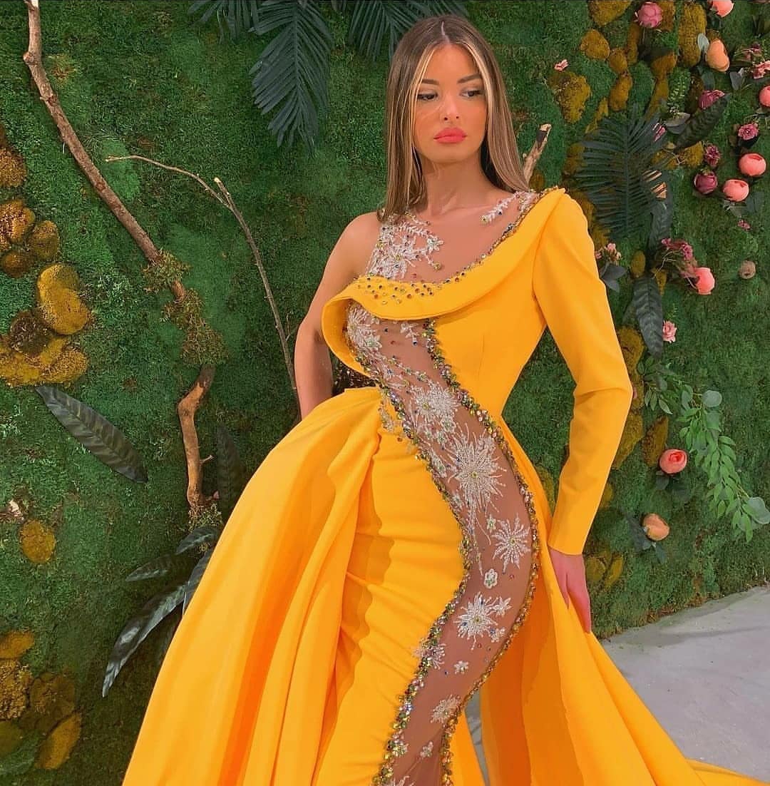 2020 Yellow Mermaid Evening Dresses Lace Sequined Transparent Long Formal Prom Gowns Overskirt Red Carpet Dress