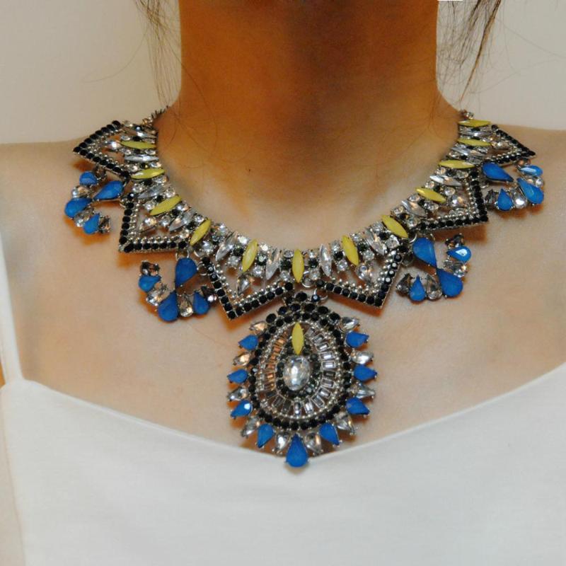 New Brand Paint Metal Flower Necklace Crystal Necklaces & Pendants For Women Wedding jewelry Vintage Collar Choker
New Brand Paint Metal Flower Necklace Crystal Necklaces & Pendants For Women Wedding jewelry Vintage Collar Choker