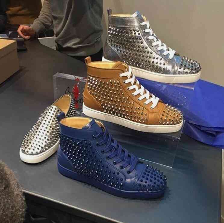 With Box brand casual shoes red bottoms men women shoe studded spikes loafers sneakers suede leather flats mens trainers jogging walking
With Box brand casual shoes red bottoms men women shoe studded spikes loafers sneakers suede leather flats mens trainers jogging walking