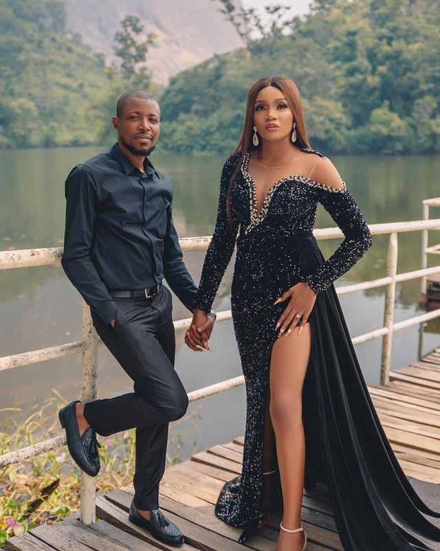 Black Plus Size Mermaid Evening Dresses with Side Train 2022 Sparkly Sequins Long Sleeve Sexy Slit African Aso Ebi Prom Gowns