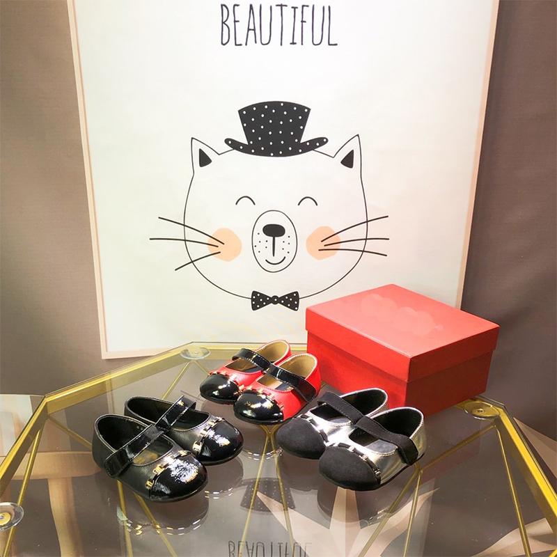 2021 Genuine Leather Baby's Shoes Fashion Brand Flats Shoes For Baby Luxury Gift Box Package Shipping Factory Sale, Black
2021 Genuine Leather Baby's Shoes Fashion Brand Flats Shoes For Baby Luxury Gift Box Package Shipping Factory Sale, Black