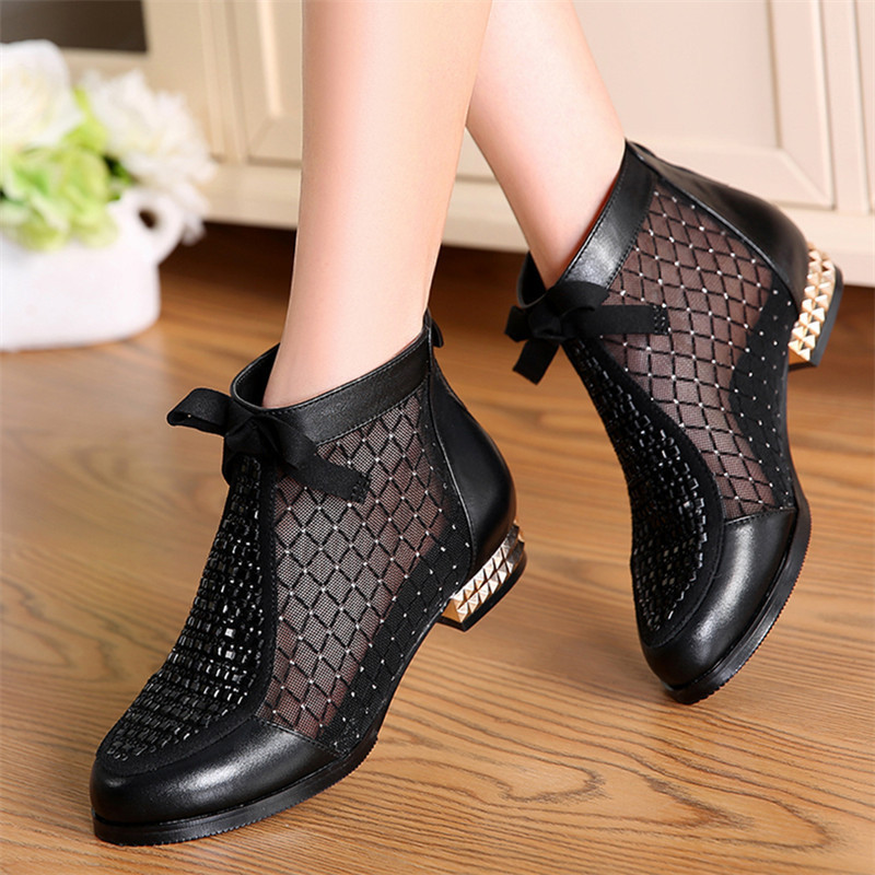 Summer New Cool Mesh Boots Fashion Rhinestone Bow Mesh Women Boots Leather Women's Shoes Hollow Fishmouth Boots Plus Size 35-44 LJ200925, Black
Summer New Cool Mesh Boots Fashion Rhinestone Bow Mesh Women Boots Leather Women's Shoes Hollow Fishmouth Boots Plus Size 35-44 LJ200925, Black