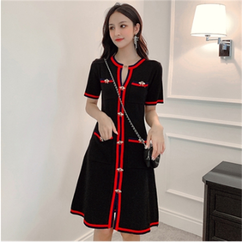 Contrast Colour Striped Knitted Women Dress Autumn Winter Runway Bees Button V-Neck Long Sleeve Pocket Vintage Dress 201110