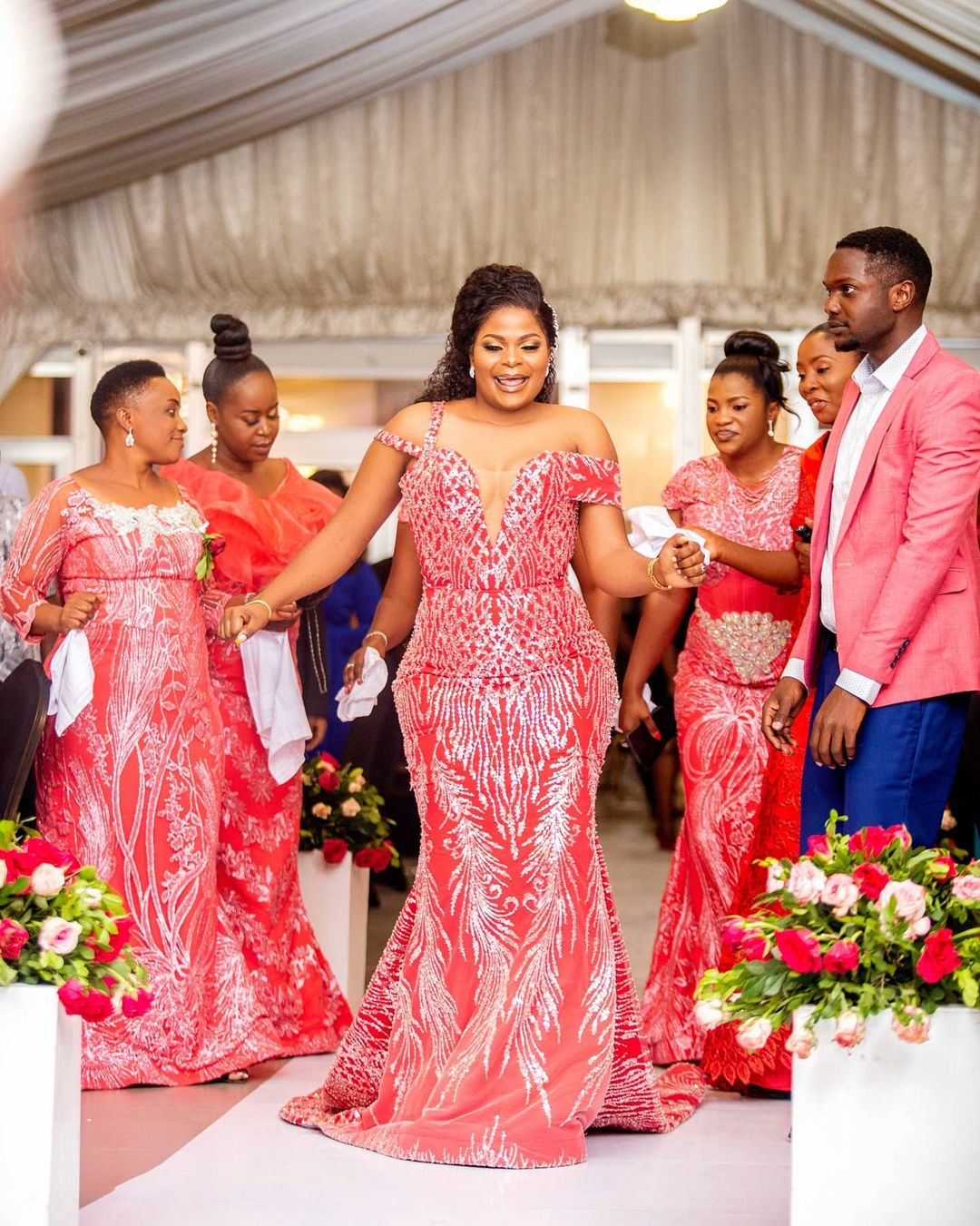 Plus Size 2022 Arabic Aso Ebi Red Sparkly Mermaid Prom Dresses Sequined Lace Evening Formal Party Second Reception Birthday Engagement Gowns Dress ZJ2