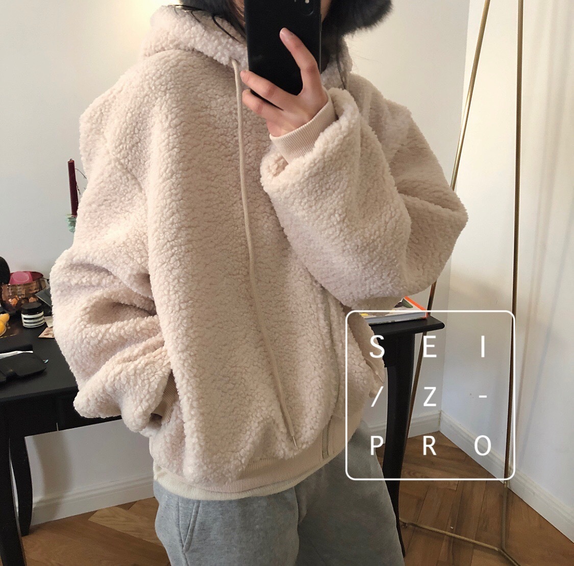New Female 2021 Autumn and Hairy Winter Zip Up Hoodie Vintage Woman's Clothes 5uhs VEZO, Black
New Female 2021 Autumn and Hairy Winter Zip Up Hoodie Vintage Woman's Clothes 5uhs VEZO, Black