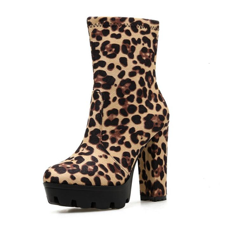 New Comfortable Hot Boots to Anti-slip Female Casual Design Boots35-42 635s, 01
New Comfortable Hot Boots to Anti-slip Female Casual Design Boots35-42 635s, 01