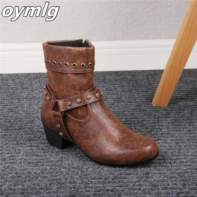 New 2020 Winter Women Boots Square Heel 5CM Leather Retro Rivet Block High Heels Ankle Boots Plus Size Botas Mujer, Black
New 2020 Winter Women Boots Square Heel 5CM Leather Retro Rivet Block High Heels Ankle Boots Plus Size Botas Mujer, Black