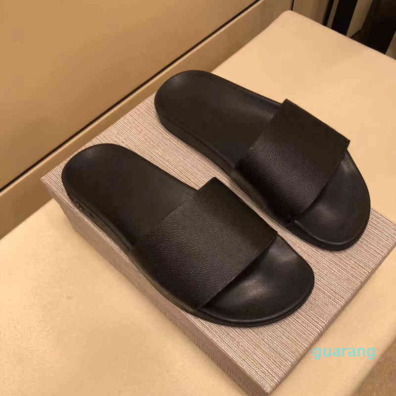fashion-Waterfront Mule Designer Slipper Men Women Rubber Leather Slides Sandal Summer Beach Slippers Outdoor Casual Shoes, Black
fashion-Waterfront Mule Designer Slipper Men Women Rubber Leather Slides Sandal Summer Beach Slippers Outdoor Casual Shoes, Black