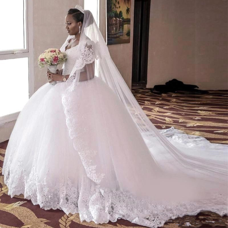 Elegant African White Ball Gown Wedding Dresses New 2021 Appliques Lace V Neck Chapel Castle Long Formal Bridal Dress Sweep Train Mariage