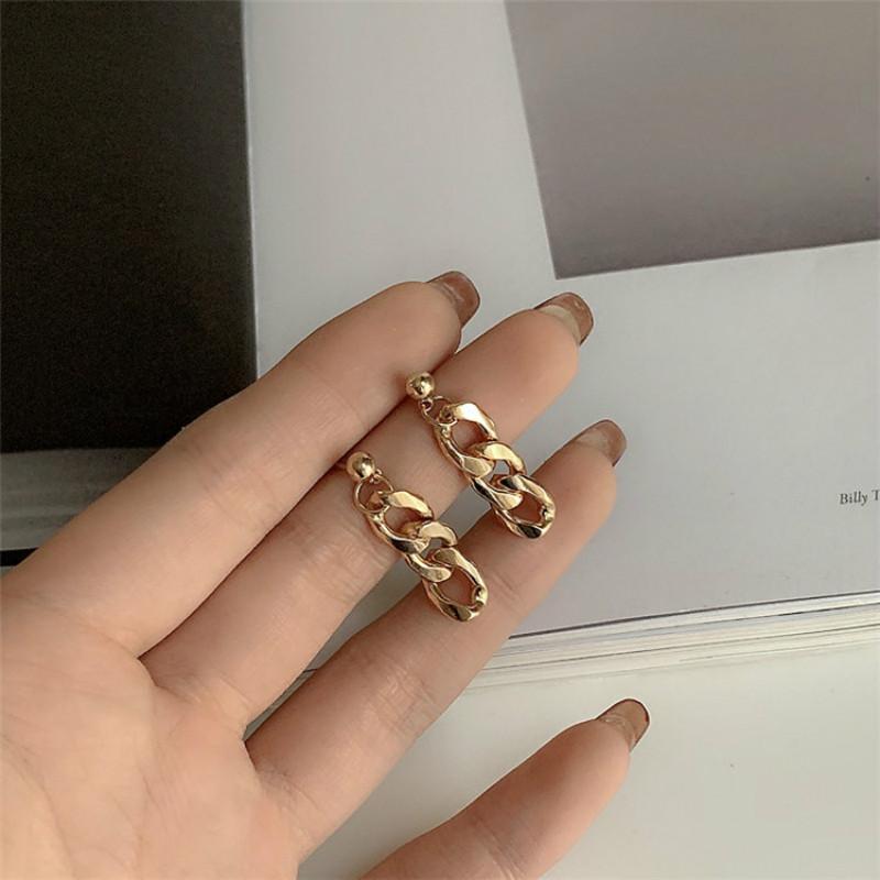 Women's Trend New Tassel Chain Earrings Personality Simple Temperament Chain Earrings
Women's Trend New Tassel Chain Earrings Personality Simple Temperament Chain Earrings