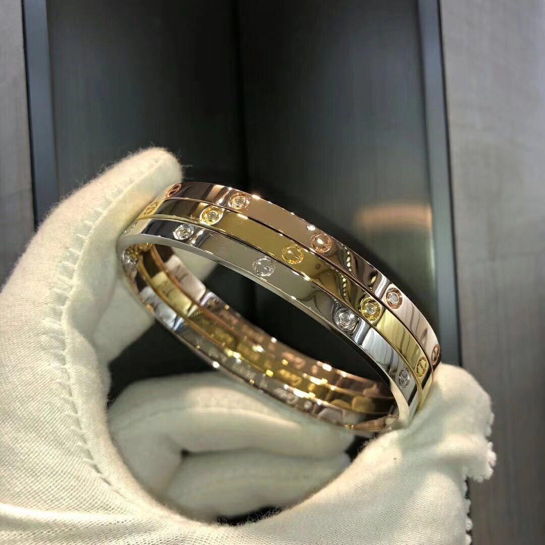 FAHMI Charm Fashion Buckle Bracelet Silver Bracelet High Quality Ladies Jewelry Bracelet Free Shipping
FAHMI Charm Fashion Buckle Bracelet Silver Bracelet High Quality Ladies Jewelry Bracelet Free Shipping