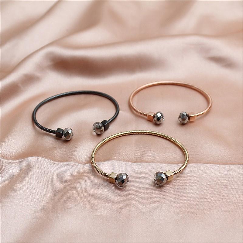 Bangle Japan And South Korea Opening Bracelet Cut Glass Crystal Atmosphere Simple Fine
Bangle Japan And South Korea Opening Bracelet Cut Glass Crystal Atmosphere Simple Fine
