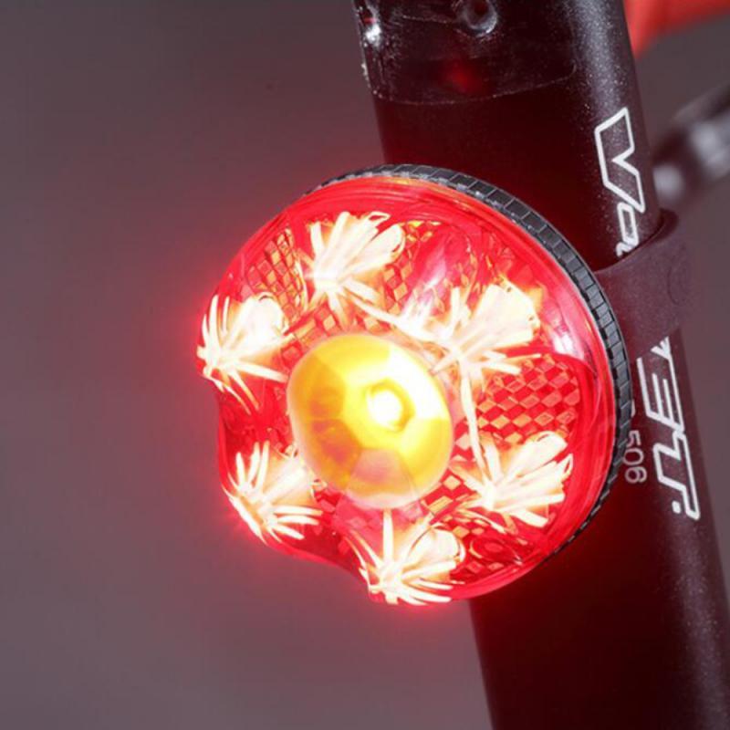 Bicycle Brake induction taillight Seven flash modes Waterproof Safety warning 
Bicycle Brake induction taillight Seven flash modes Waterproof Safety warning