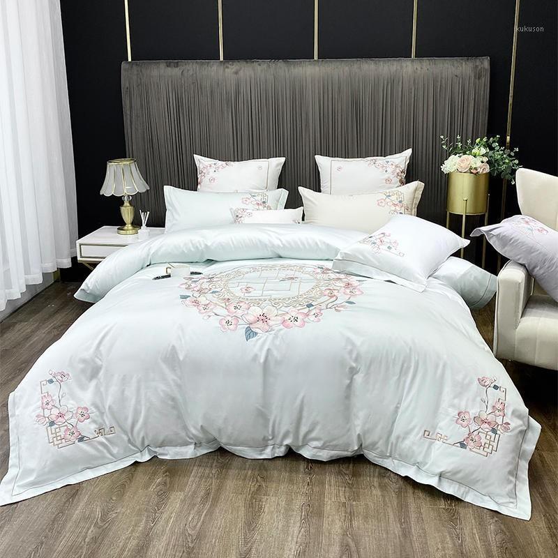 Egyptian Cottob 4Pcs Duvet Cover Set Zipper Closure Vintage Embroidered Floral Design Bedding Bed sheet Pillow Shams Queen King1, White
Egyptian Cottob 4Pcs Duvet Cover Set Zipper Closure Vintage Embroidered Floral Design Bedding Bed sheet Pillow Shams Queen King1, White