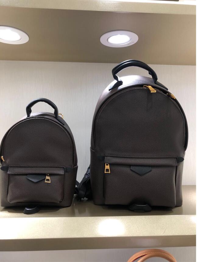 high-quality Women men Backpacks luxurys designers bags 2021 High Quality School Shoulder Bag Fashion Travel Packs 41568, Grey
high-quality Women men Backpacks luxurys designers bags 2021 High Quality School Shoulder Bag Fashion Travel Packs 41568, Grey