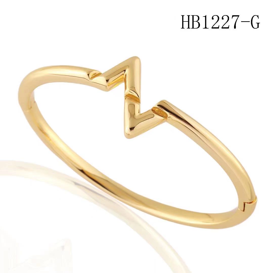 2020 wholesale v jewelry mens gold bracelet love bracelet simple fashion charm bracelet women bangles silver rose gold designer bracelets, Black
2020 wholesale v jewelry mens gold bracelet love bracelet simple fashion charm bracelet women bangles silver rose gold designer bracelets, Black